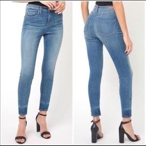 Blank NYC The Great Jones High Rise Skinny Jean 28